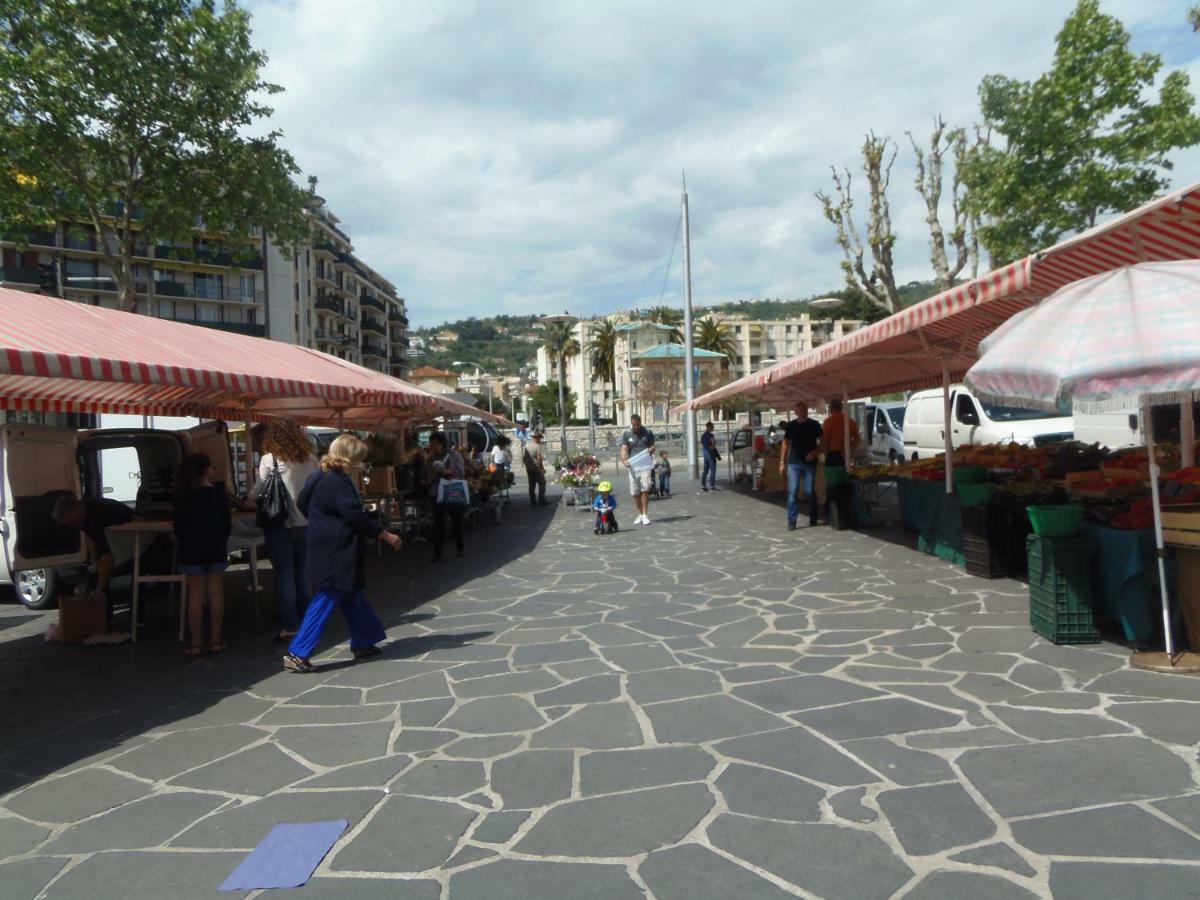 Апартаменты Joli Studio Calme Avec Terrasse Ницца Экстерьер фото
